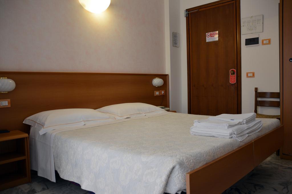 Hotel Corallo Moneglia Exteriör bild