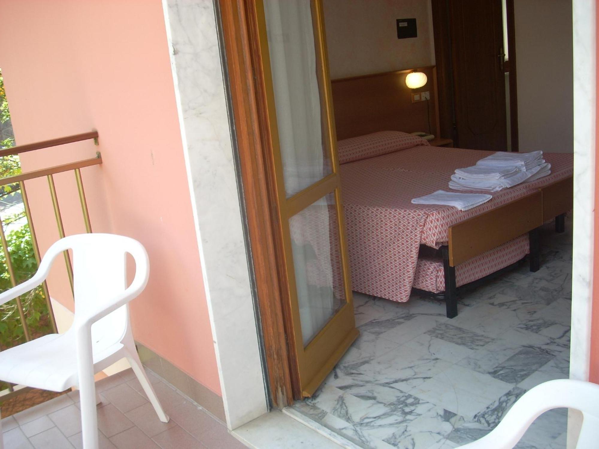 Hotel Corallo Moneglia Exteriör bild
